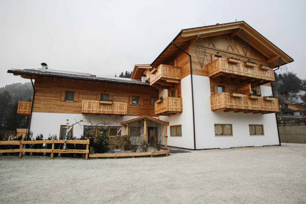 Garni & Wellness Anderle Hotel Vignola  Buitenkant foto