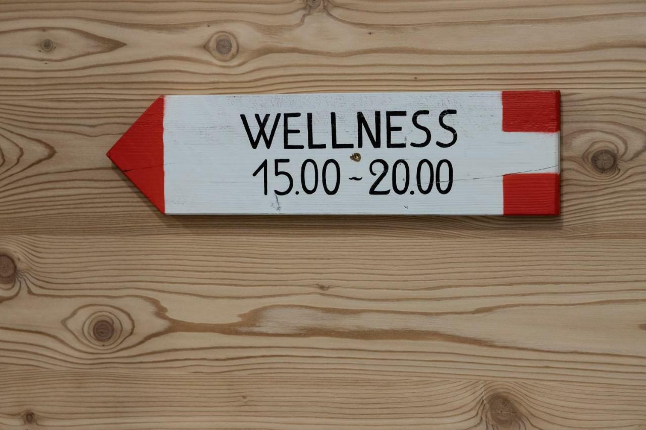 Garni & Wellness Anderle Hotel Vignola  Buitenkant foto